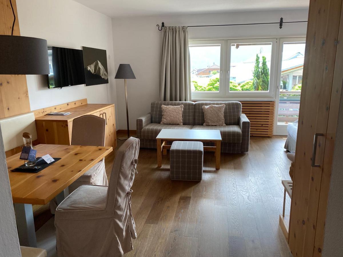 Residence Hotel Alpinum 캄포투레스 외부 사진