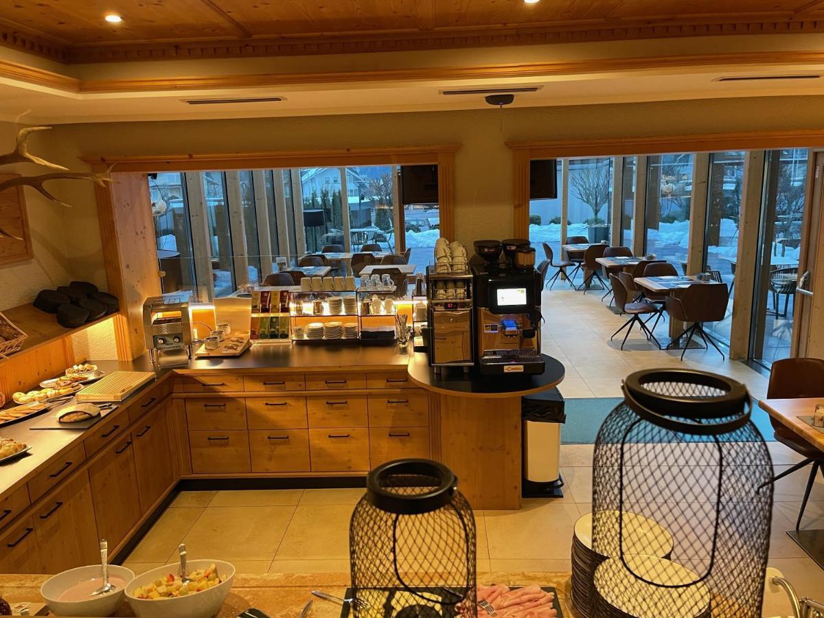 Residence Hotel Alpinum 캄포투레스 외부 사진