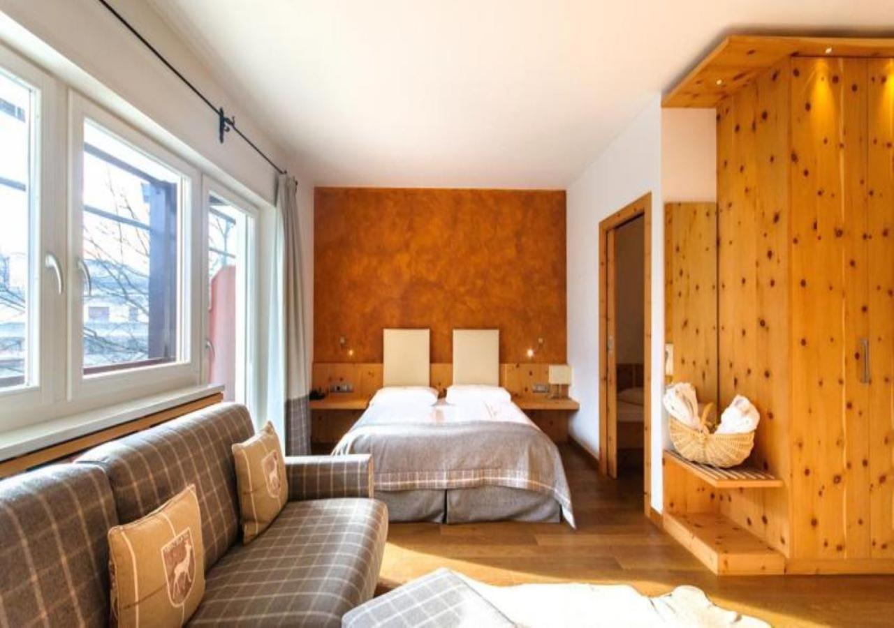 Residence Hotel Alpinum 캄포투레스 외부 사진