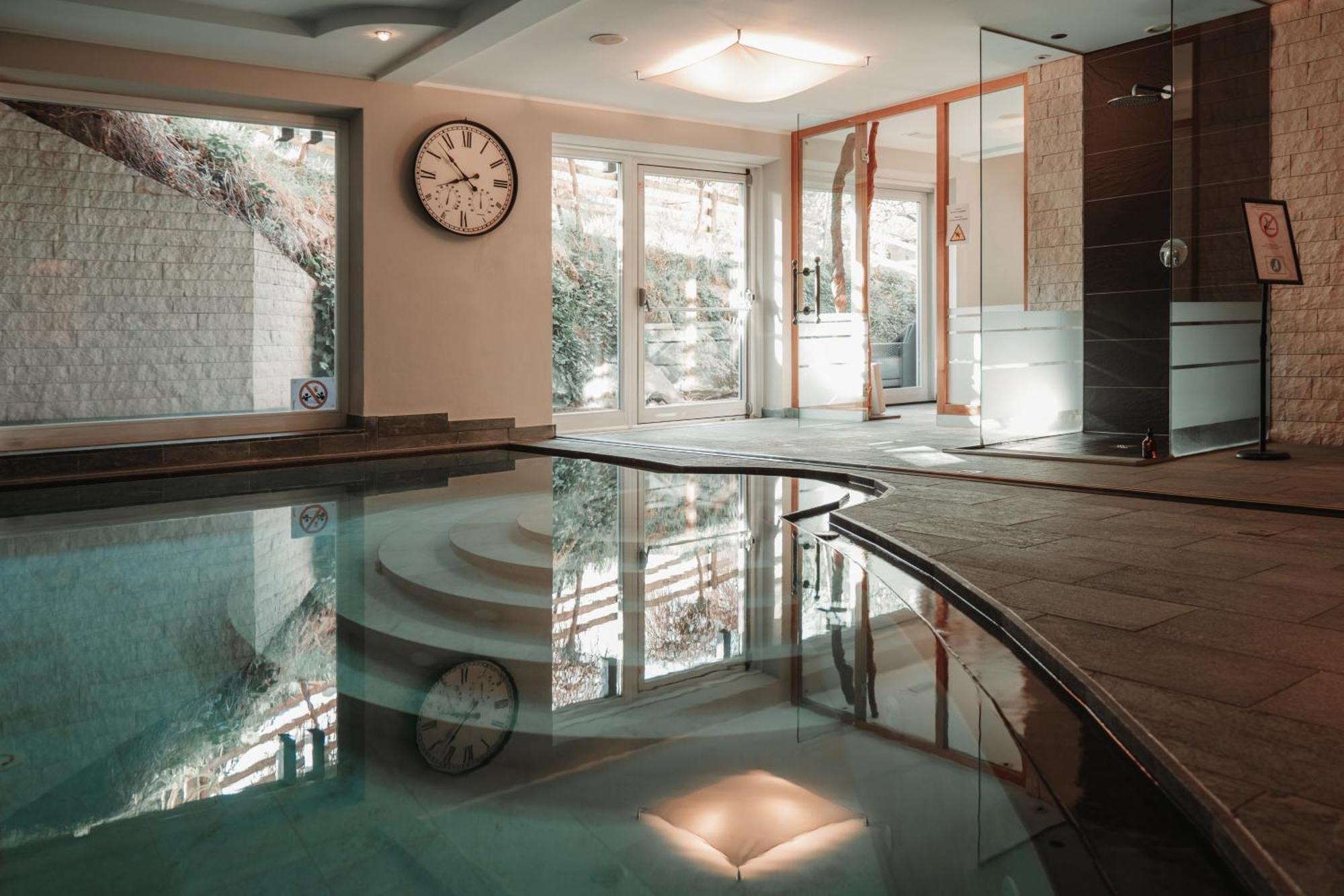 Residence Hotel Alpinum 캄포투레스 외부 사진