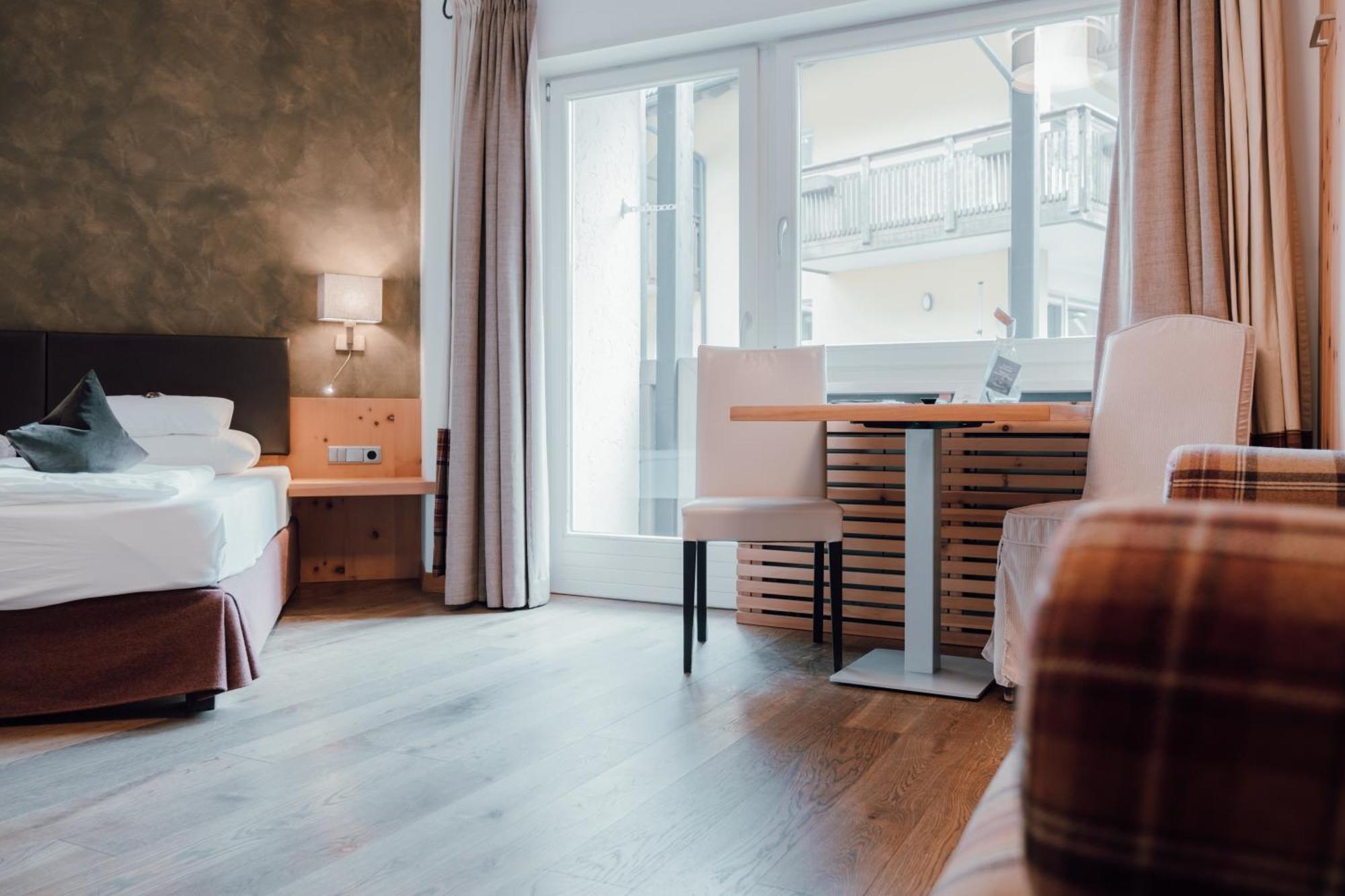 Residence Hotel Alpinum 캄포투레스 외부 사진