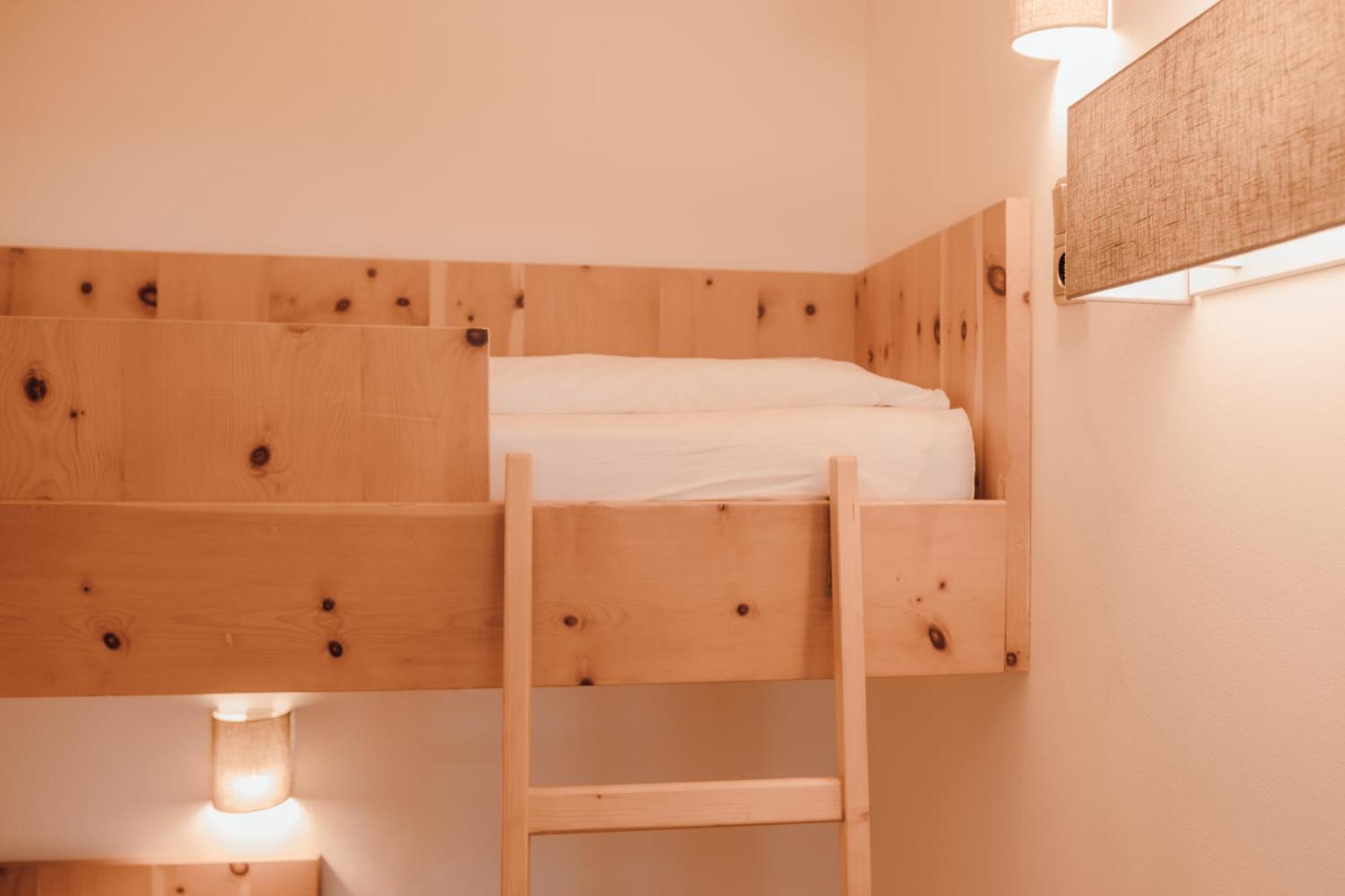 Residence Hotel Alpinum 캄포투레스 외부 사진