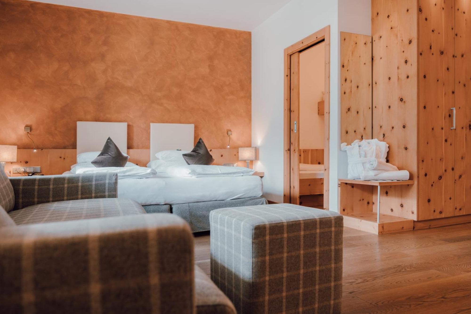 Residence Hotel Alpinum 캄포투레스 외부 사진