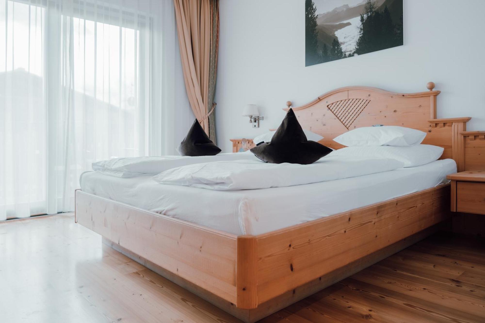 Residence Hotel Alpinum 캄포투레스 외부 사진